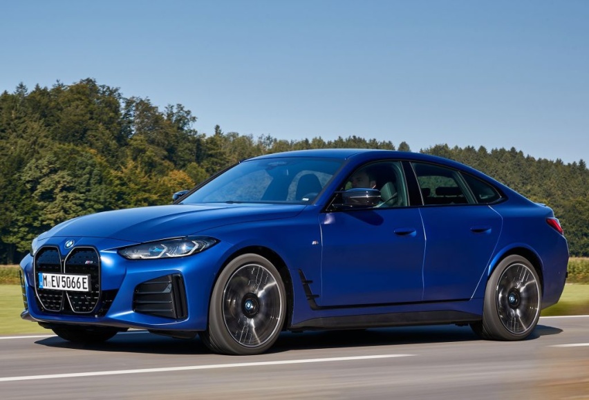 标配空气悬挂 BMW i4售价44.99万起