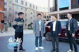 鸿蒙智行同台，张兴海与余承东聊了问界的“高”与“实”