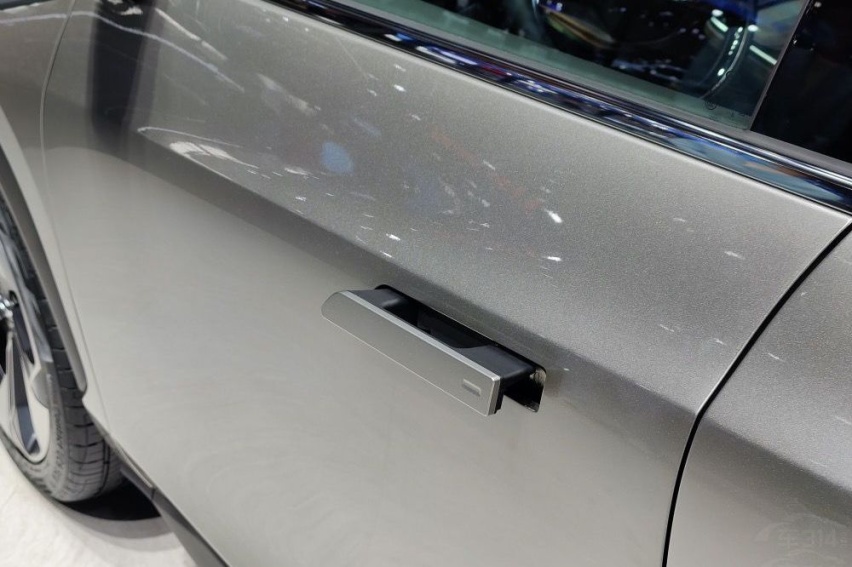埃安V PLUS对比宋PLUS EV 选谁不吃亏？