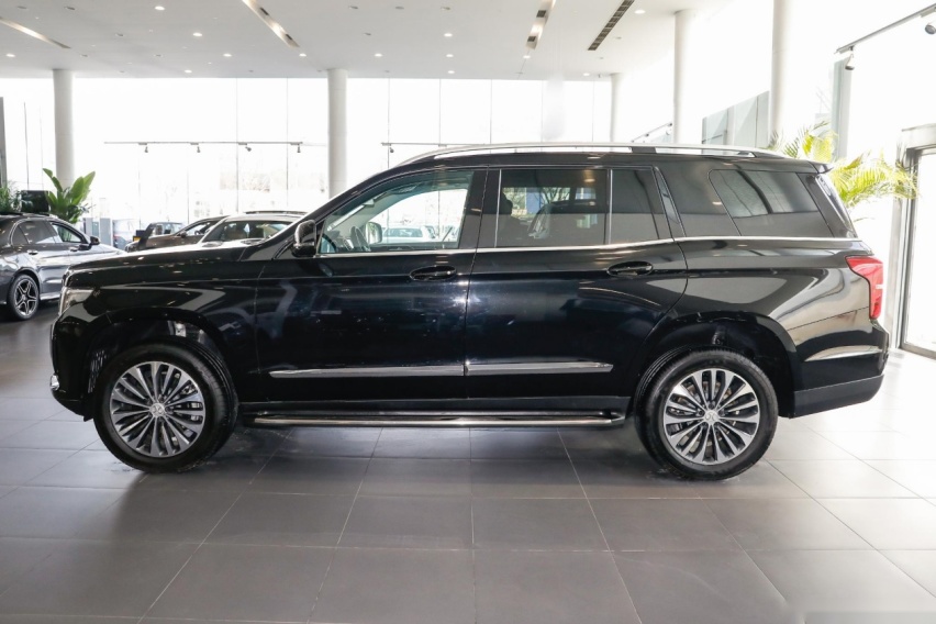 百万级大型越野SUV，4.0T V8发动机，北京BJ90霸气登场