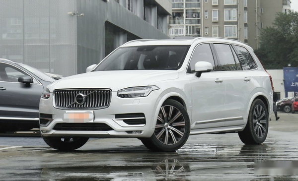 表叔不顾家人反对购买沃尔沃XC90，半年后，表示：买它不后悔