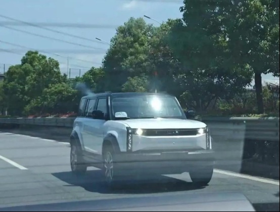 细节有调整，iCAR 03路试谍照曝光