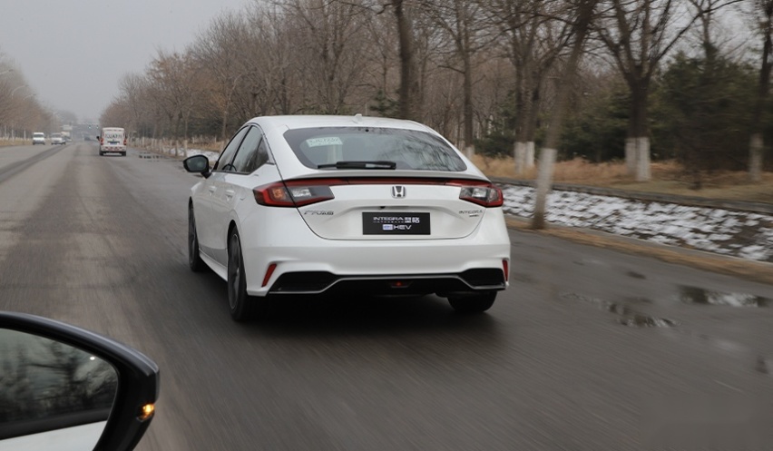 极致家用，还是运动健将？试驾广本型格HATCHBACK e:HEV
