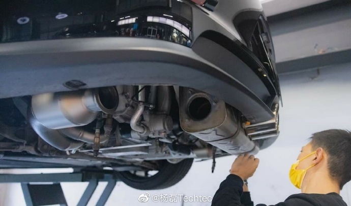 保时捷992 GT3改装斯洛文尼亚AK天蝎Akrapovic钛合金排气