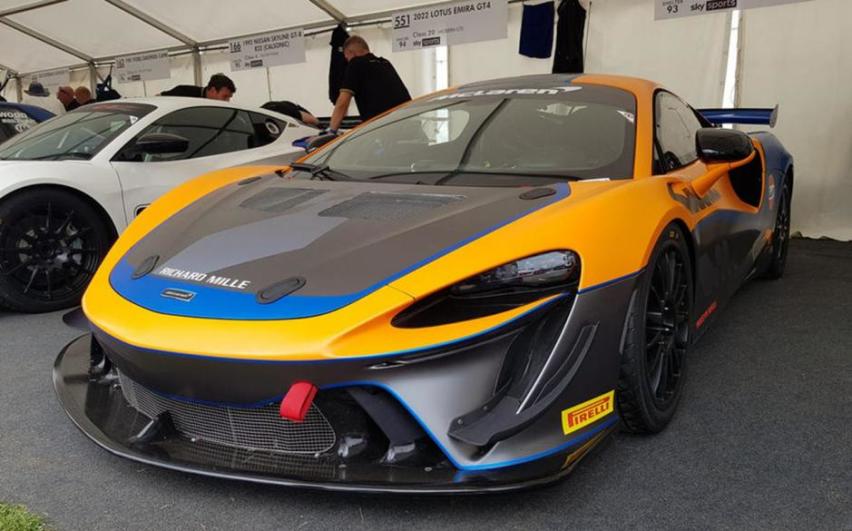 迈凯伦Artura GT4减重100kg，专为赛道而生，有多快跑多快！