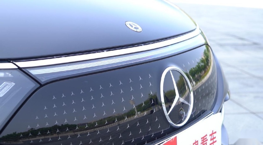 实拍奔驰EQS，售价超100万元的纯电轿车，开起来什么感觉？