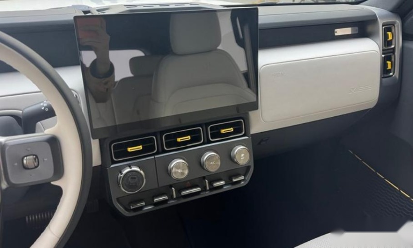 奇瑞iCAR V23发布，接近角/离去角大于40度，越野不输坦克300