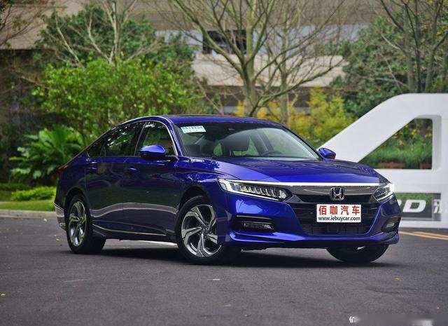 围观合资B级车“变形记”推荐高颜值四款中型车 第一台刚迎改款