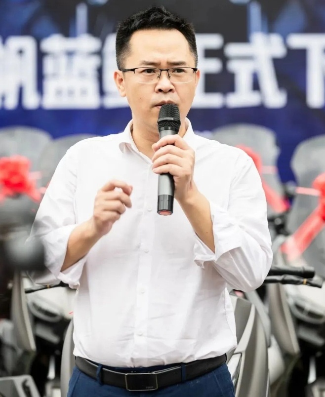 高性价比踏板车力帆蓝鲟150下线：标配ABS、TCS，仅售12999元