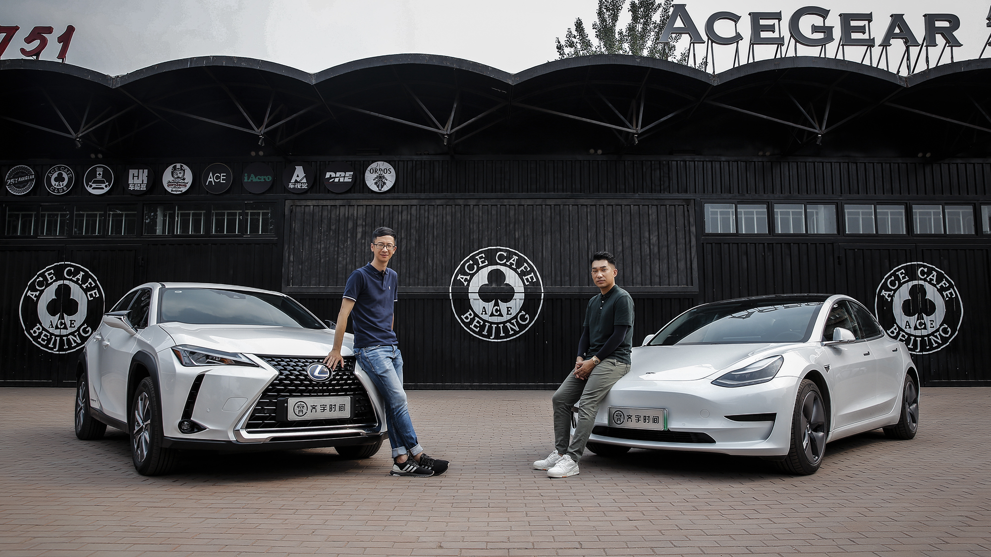 UX 300e���¶�����У���Model 3����������������