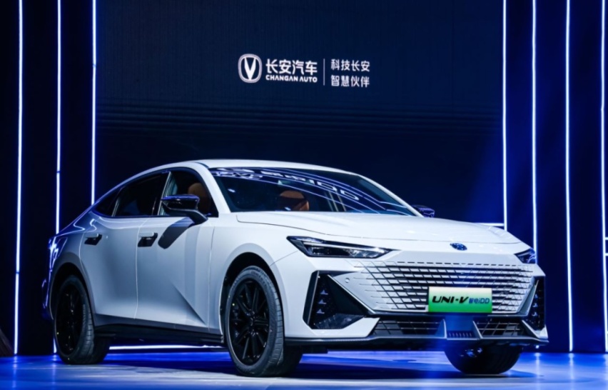 限时优惠13.99万起，长安UNI-V、UNI-K 智电iDD战力如何