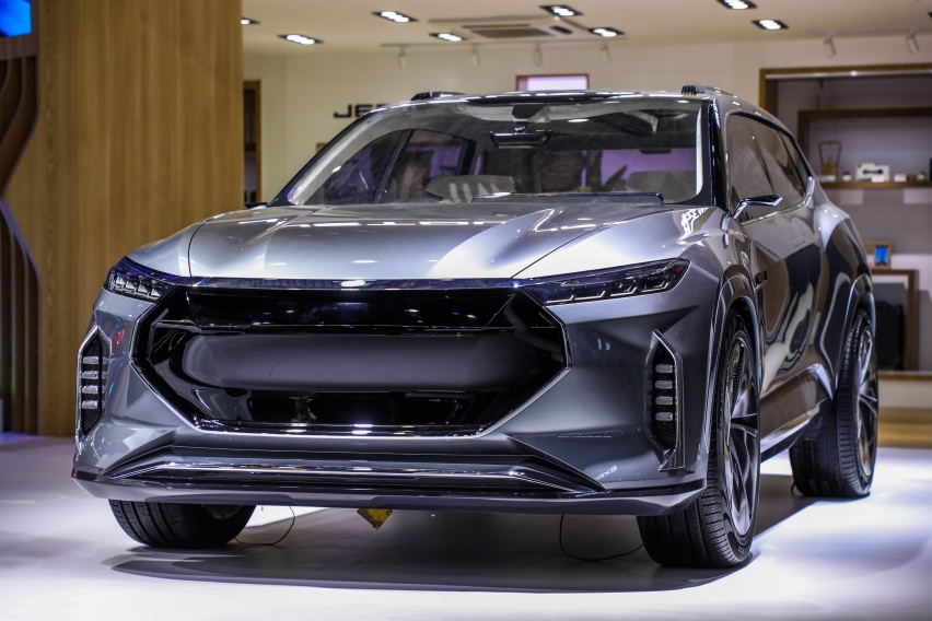 10万内预算可以看看！捷途X70 Plus车亮相北京车展