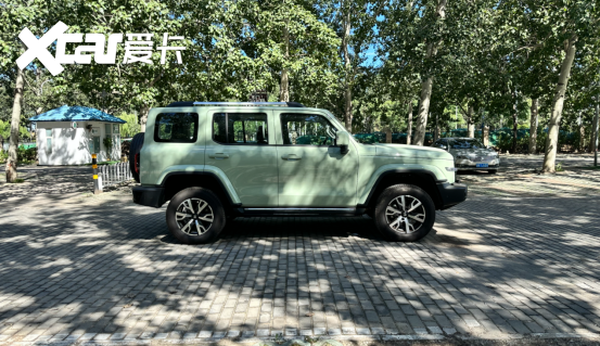 试驾坦克300轻混版，9AT+48V加持，更好开、更省油！