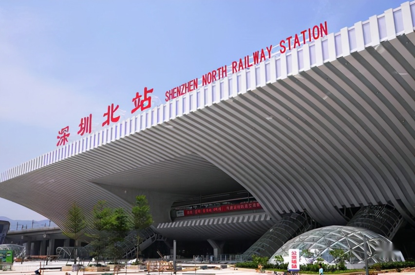 深圳北站停车费一天多少钱，深圳北站停车场收费标准2021