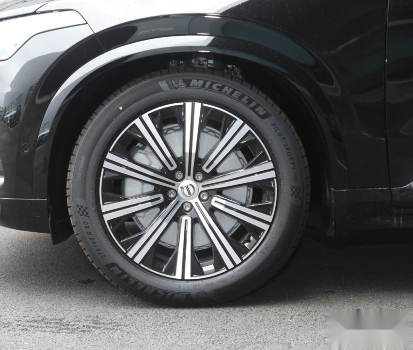与宝马X5同级，直降13万，沃尔沃XC90为啥还卖不过宝马X3？