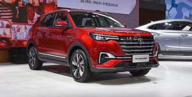 国产紧凑型SUV又添一匹黑马，吉利博越、传祺GS4有压力了