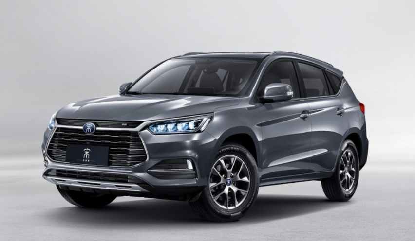 手握十万以下预算也能买热销紧凑级SUV？甚至还有自适应巡航？
