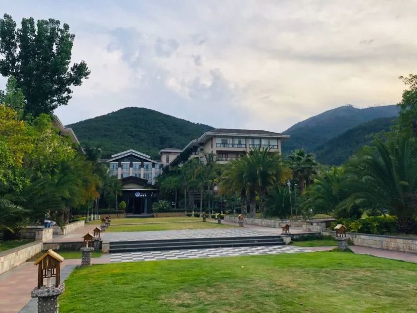 天上的路！与吉利“双缤”探寻新蜀道建筑奇迹