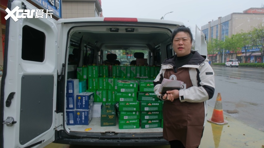 超广角对开尾门设计，祥菱U7中VAN车型装卸酒水效率翻倍