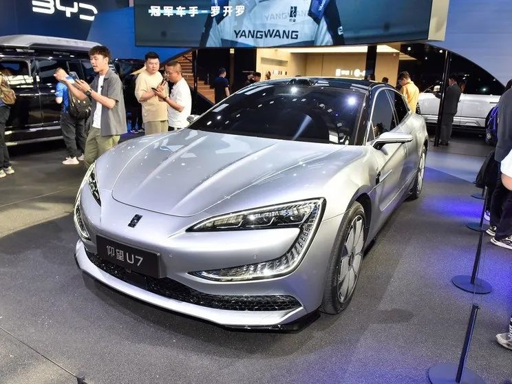 比亚迪新车扎堆：秦L或10万元起，腾势Z9GT定价超百万级？