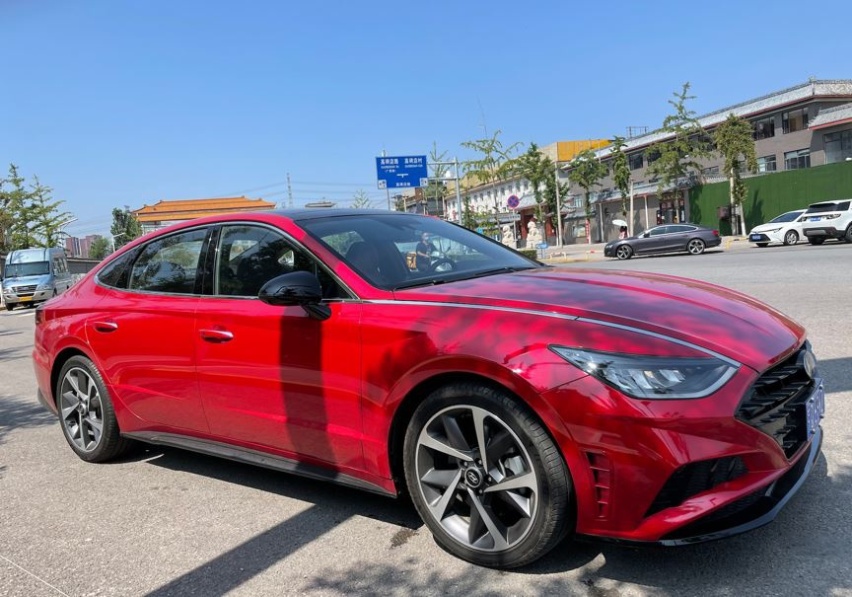 ​还是记忆深处的那台索纳塔买车一年记
