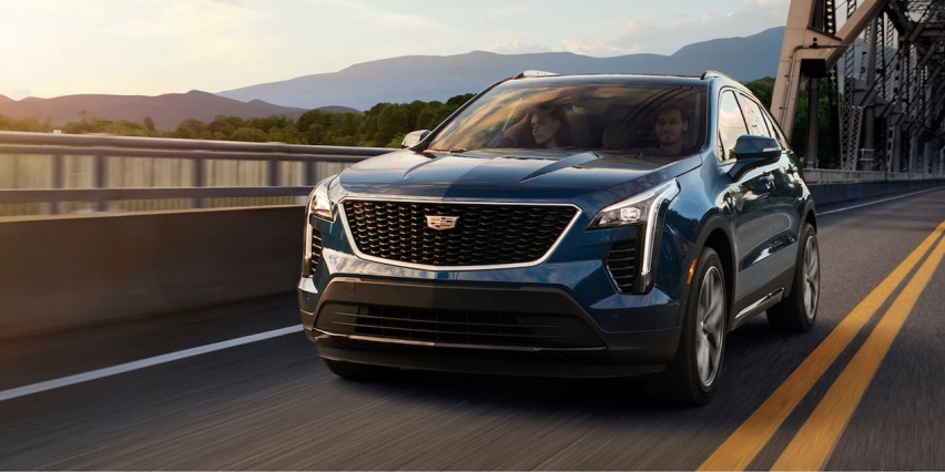2.0T凯迪拉克XT4，油耗低，20万出头，比BBA同级心疼年轻人？