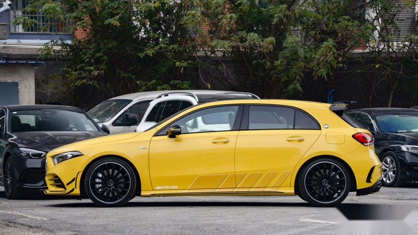 预算50万买前驱双离合？AMG A 35每月养车2400元