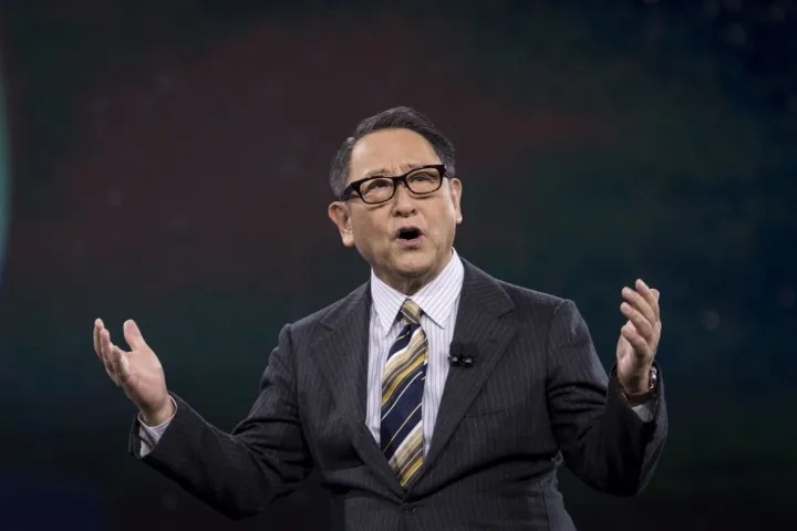 国家公布氢能源政策，丰田章男直接笑出声？