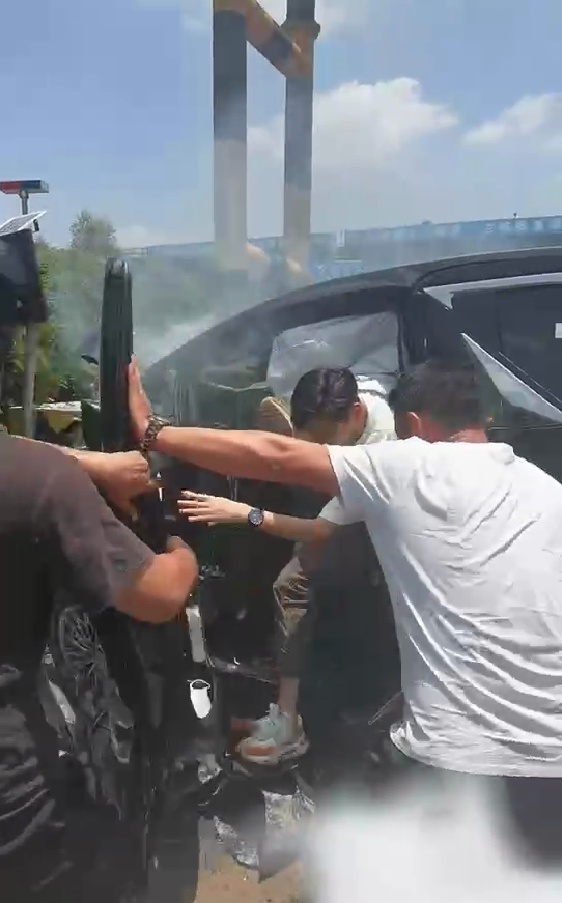 致命之门酿成惨剧，加价近百万的雷克萨斯何谈以人为本？