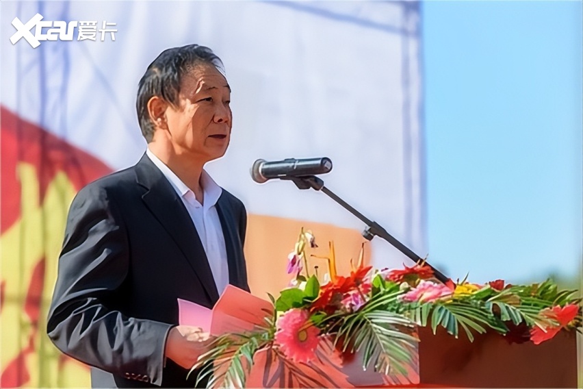 平顶山,汝州两地政府,也给予了他极大的支持.
