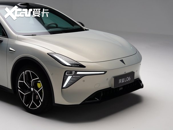 法拉利同源磁流变悬架！深蓝L06，年轻人的Dream Car？