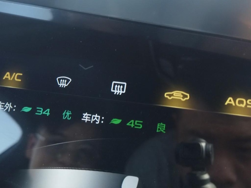 操控灵活、底盘扎实，苑叔在高温的环境试驾吉利星越