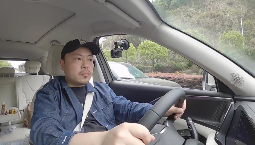 长城想靠这车打翻身仗？试驾枭龙Max，两驱油耗四驱性能是真的？