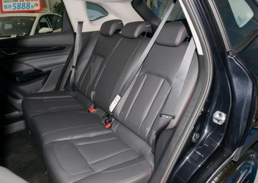 1.5T、6.6L油耗的国产SUV，风神AX7马赫版能否脱颖而出？