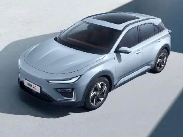 吉利银河E5与哪吒X怎么选