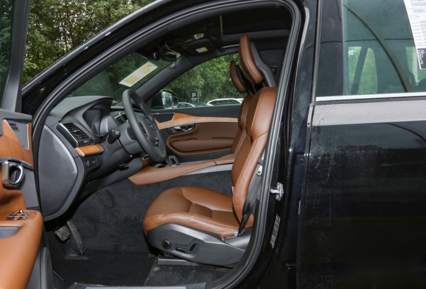 路虎发现、途锐、XC90，近期降价最狠的3款豪华中大型SUV盘点