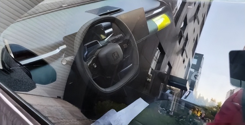 极氪再推新车，预售价15-20万、代号B1XE，网友：套娃精灵#1？