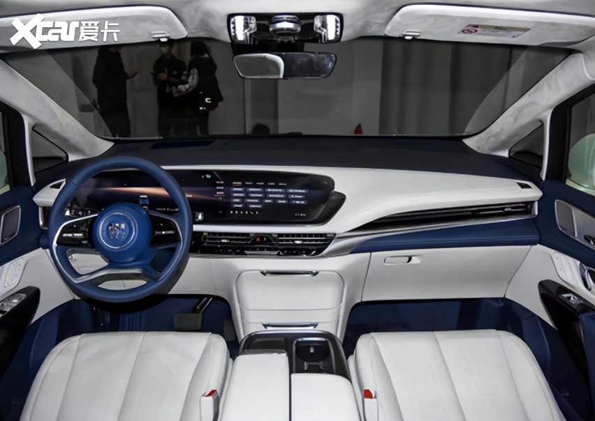 两款50万级高端MPV，极氪009和别克世纪你选谁？