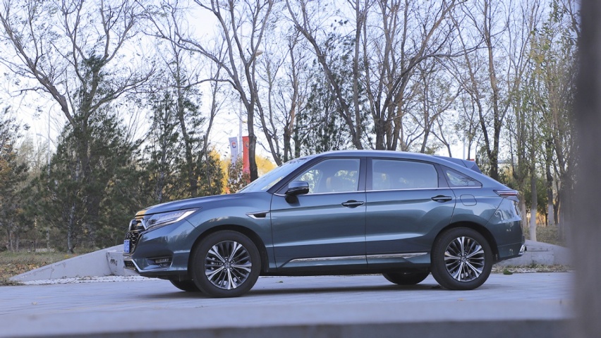 揽巡对决UR-V，谁才是更豪横的中大型SUV？