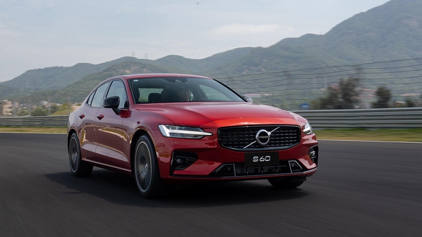 新款沃尔沃S60试驾！2.0T+48V真的越开越爽