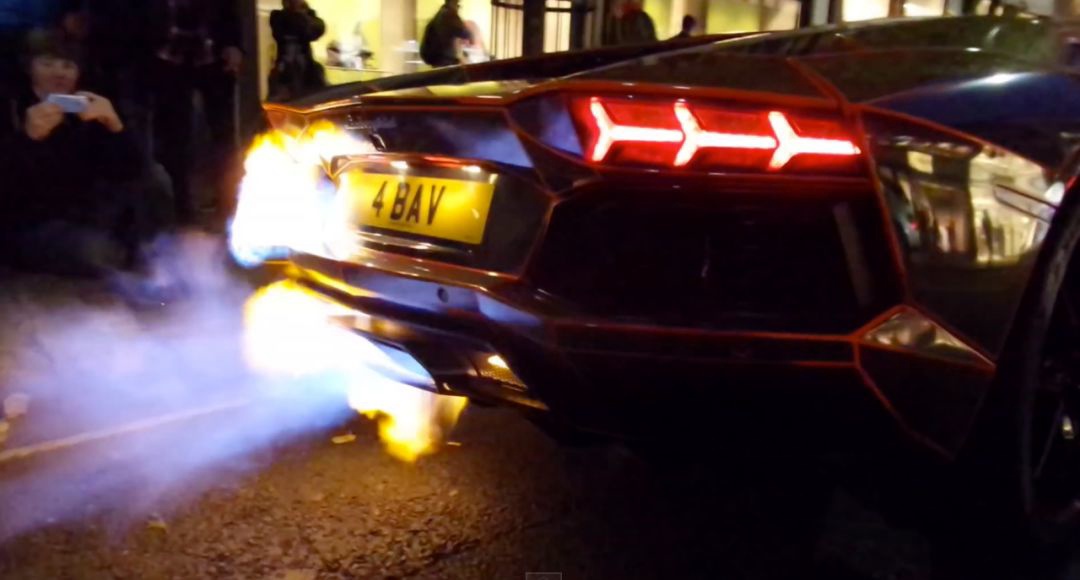 你真的了解排气是怎么喷火的吗?