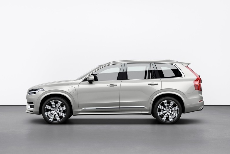 动力部分有所调整，新款沃尔沃XC90正式上市，售63.89-89.49万元