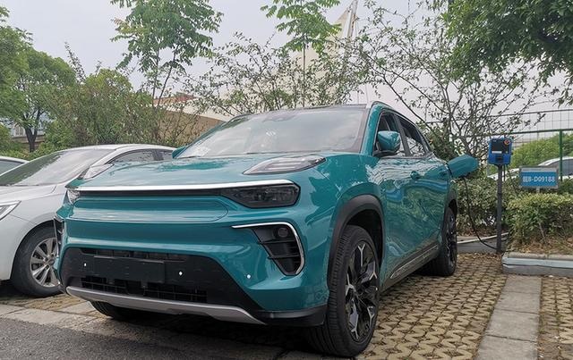 奇瑞eQ5实车曝光！纯电续航600km配全铝车身，可造型怎么像领克？