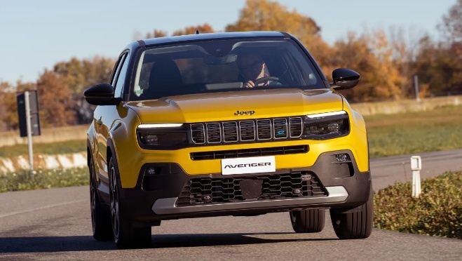 时尚小巧，Jeep Avenger全球首发，Jeep新能源重要布局