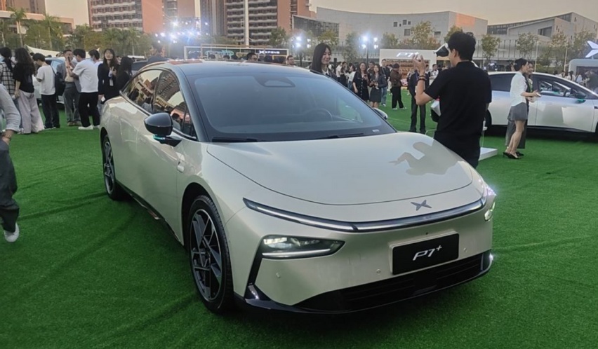 小鹏P7+丝滑上市，18.68万起，这下小米SU7该难受了？