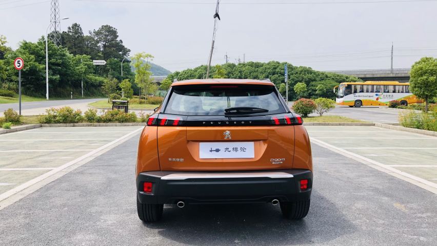 好看好开但是配置较少你能接受吗？全新标致2008不走寻常路