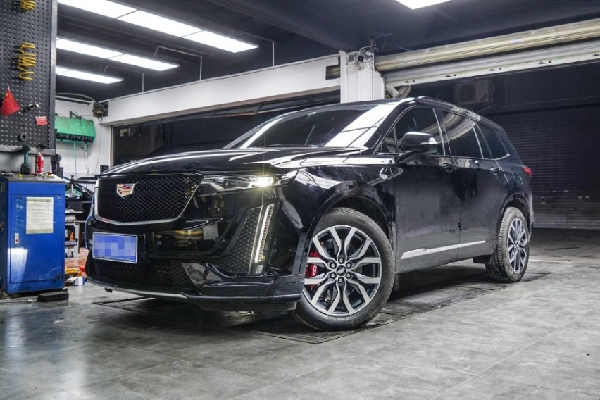 改装案例，凯迪拉克XT6升级TEI Racing前6后S4刹车卡钳套装