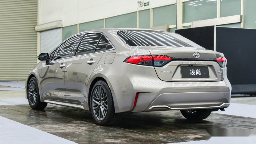 豪华内饰+全新2.0L动力！丰田A+级轿车要来了！