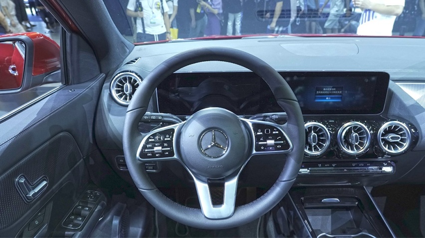 花30万买辆1.3T的SUV？但如果它是辆奔驰 你会考虑吗