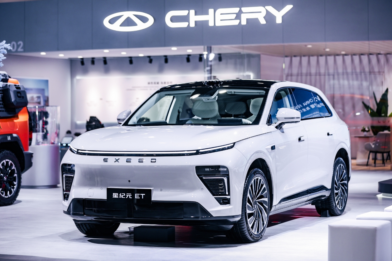 星紀元ET 2025香港車展首秀 以全球領先技術定義新能源SUV新標桿 星紀元ET 2025香港車展首秀 以全球領先技術定義新能源SUV新標桿